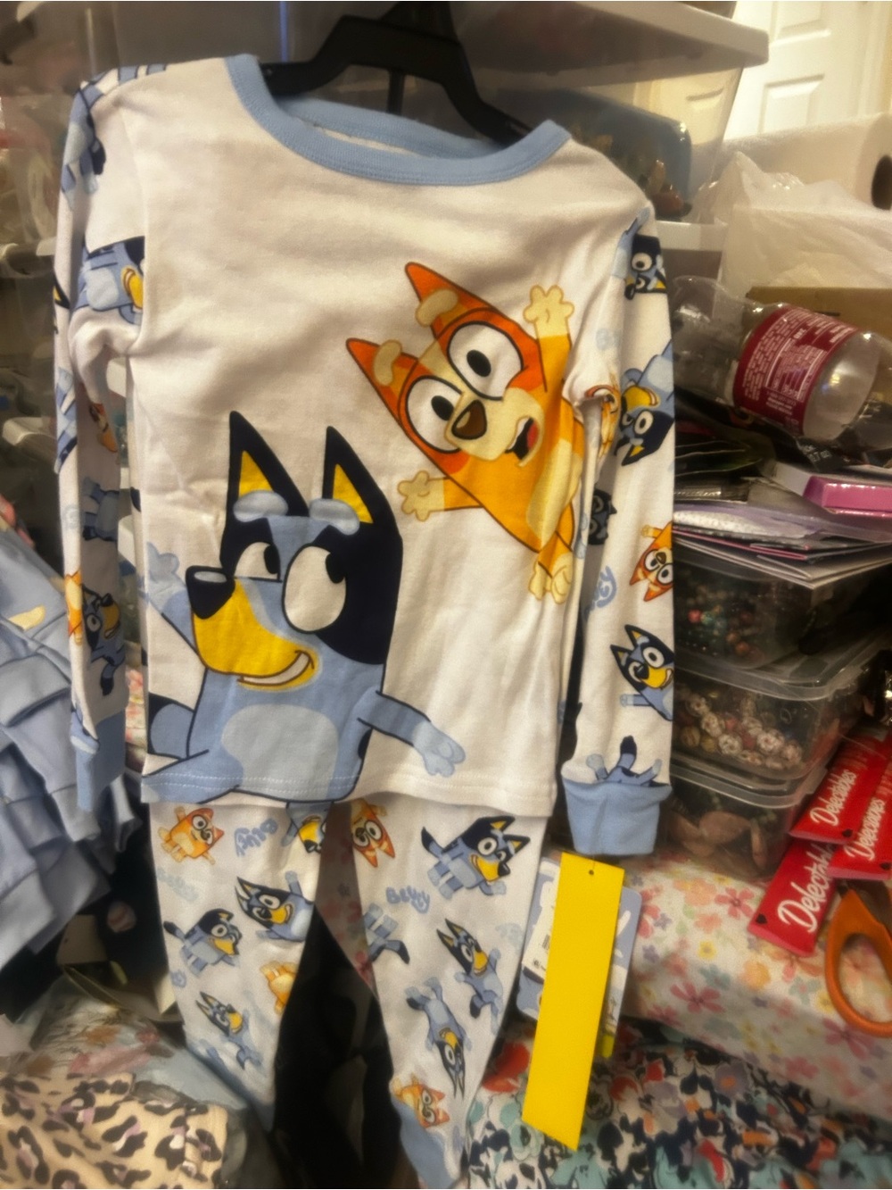 NWT Sz 5t bluey pajamas